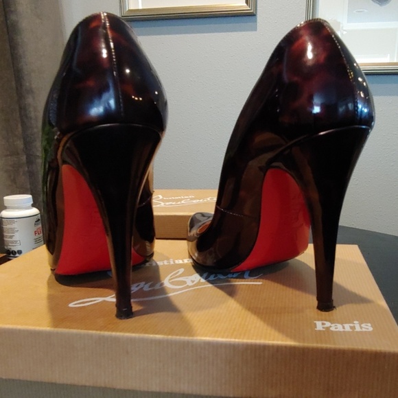 Authentic Christian Louboutin Decolette 100s. - Picture 2 of 8